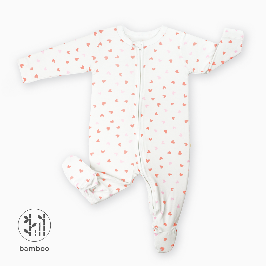 LiaaBébé Baby Sleepsuit with hearts and feet. 